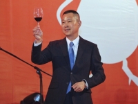 桃大機構董事長 劉沁垣